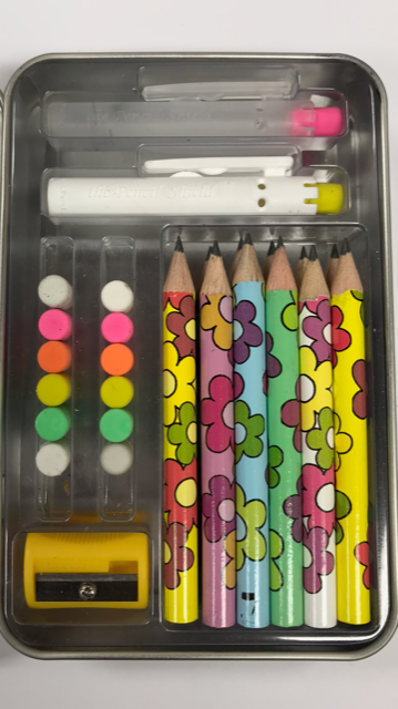 Build-A-Pencil Kit: Crazy Daisies